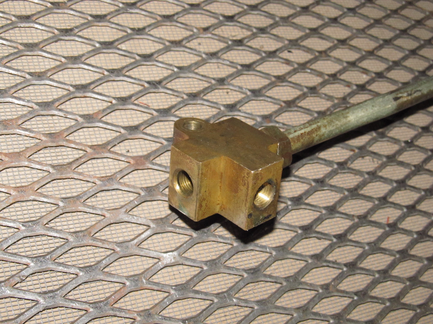 90-96 Nissan 300zx OEM Clutch Bleed Valve & Line - Twin Turbo