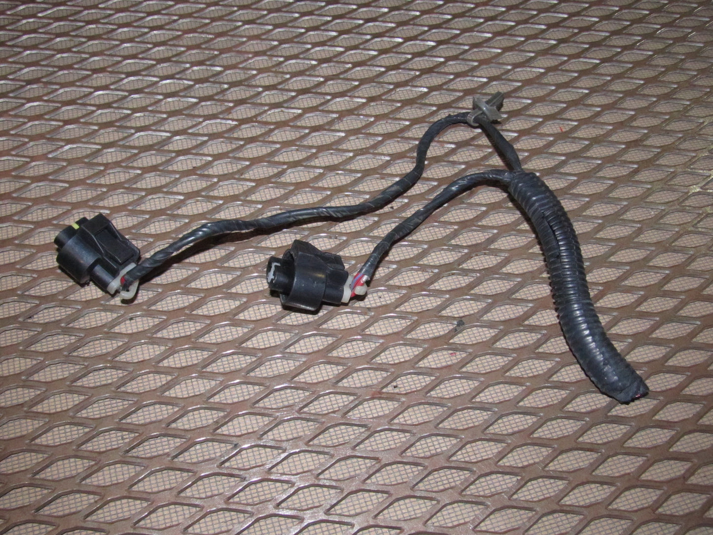94 95 96 97 Mitsubishi 3000GT OEM Headlight Pigtail Harness - Left