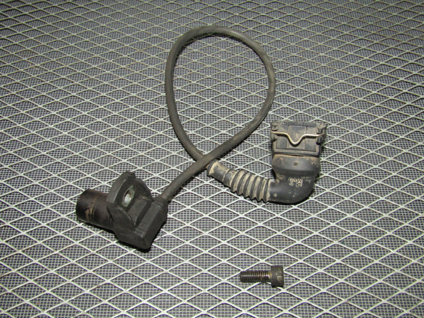 92 93 94 95 BMW 325 OEM Camshaft Cam Angle Sensor