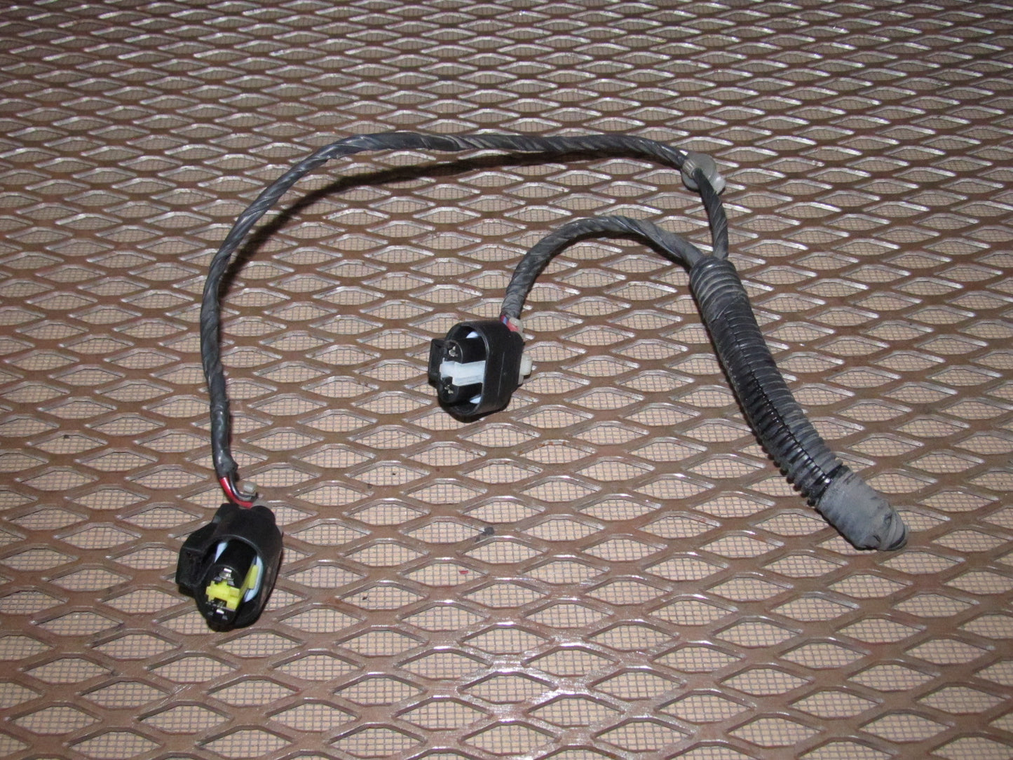 94 95 96 97 Mitsubishi 3000GT OEM Headlight Pigtail Harness - Right