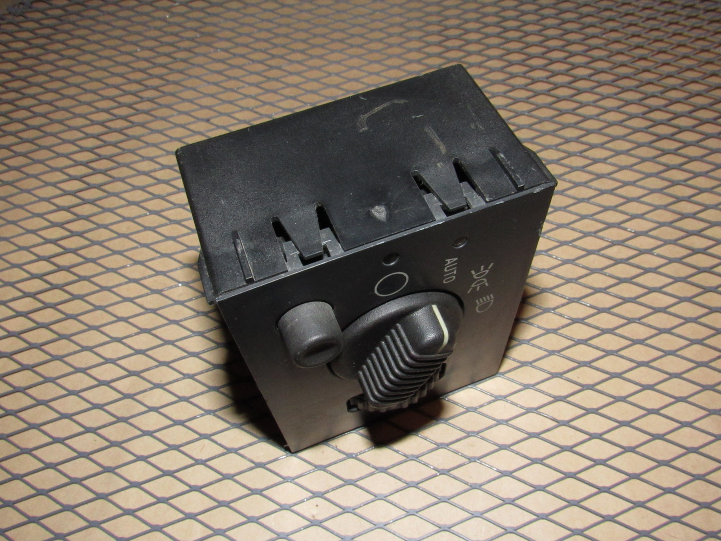03 04 05 06 Chevrolet Suburban OEM Headlight & Dash Light illumination Dimmer Switch