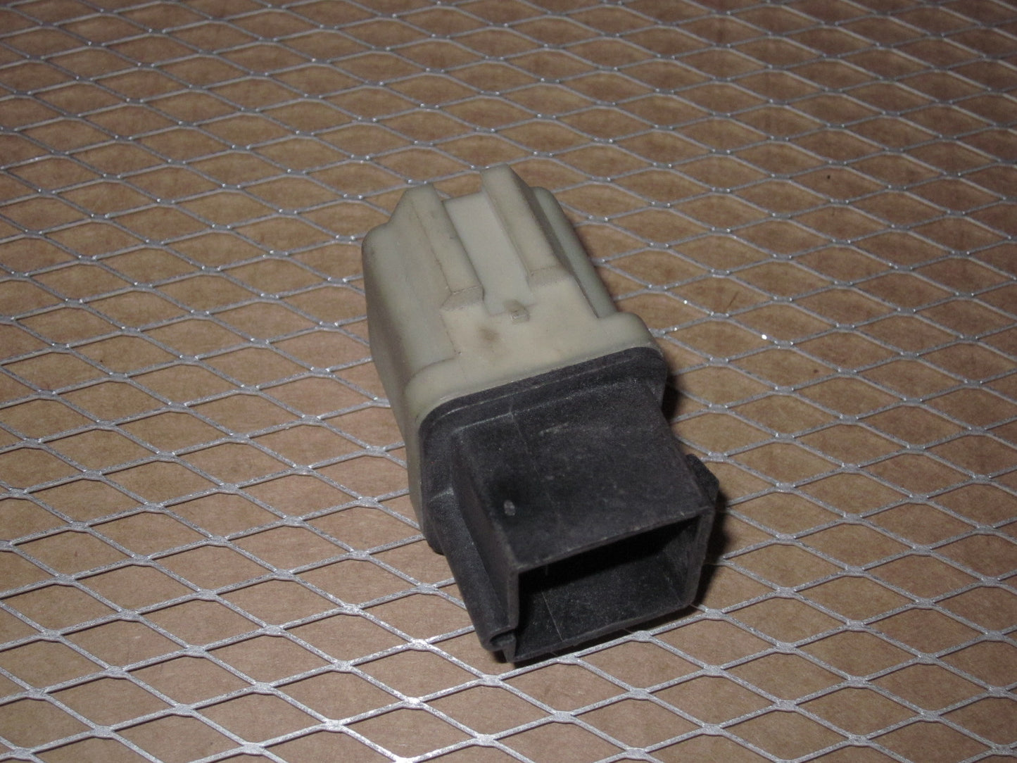 Ford Upshift Relay E6EB 7G080 BA