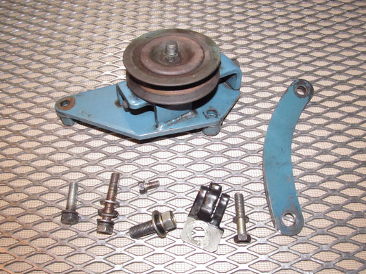 79 80 Datsun 280zx OEM Power Steering Tensioner Pulley & Bracket