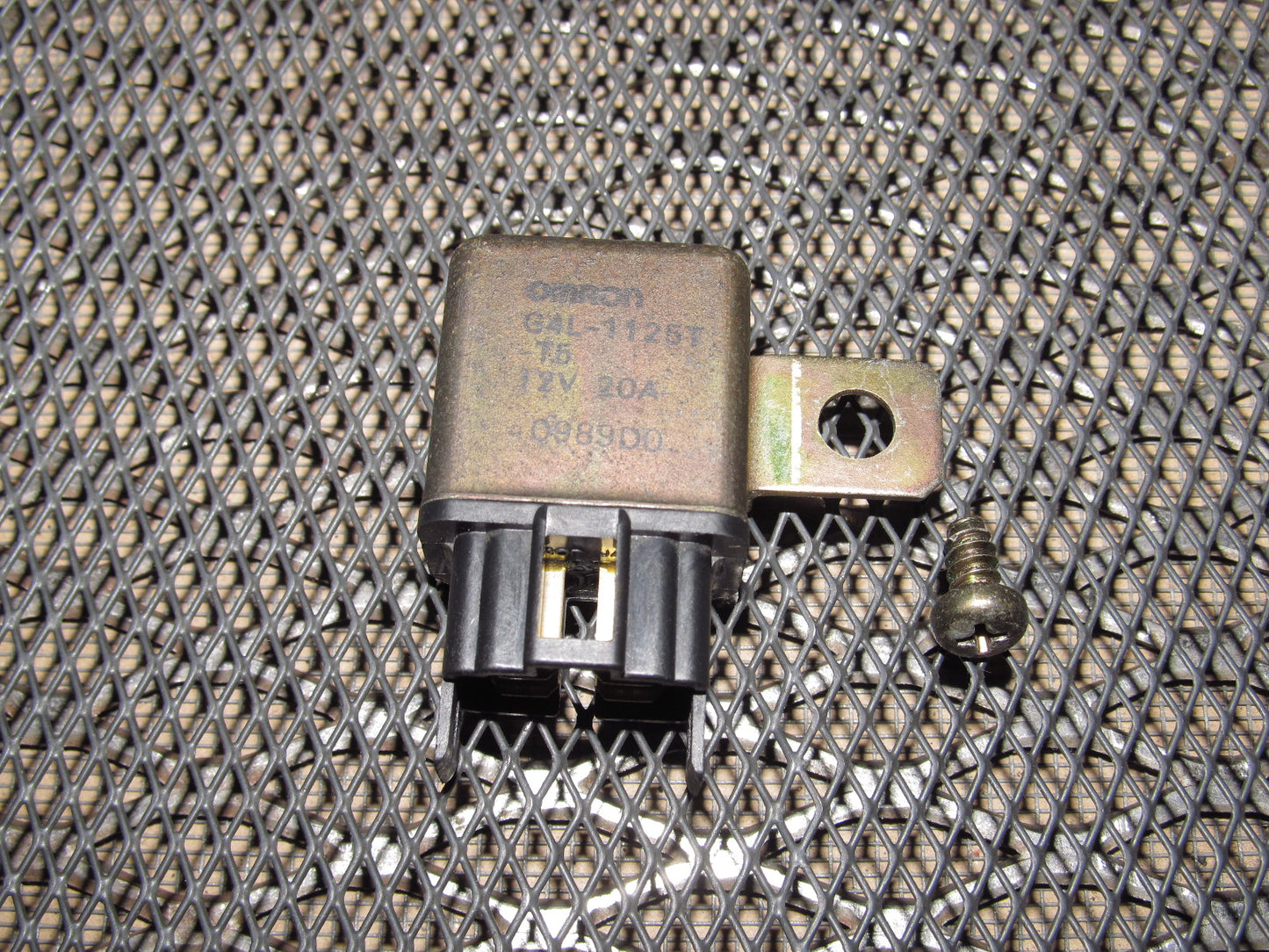 89 90 91 Mazda RX7 OEM Relay G4L-1125T