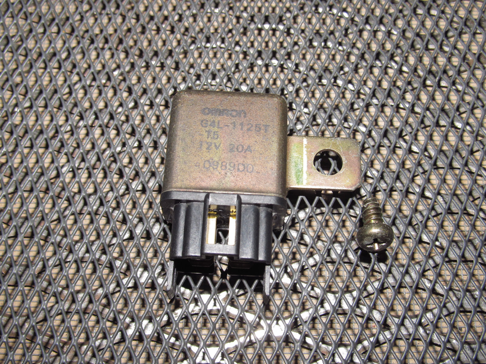 89 90 91 Mazda RX7 OEM Relay G4L-1125T