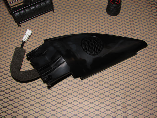 99-05 Volkswagen Passat OEM Front Interior Tweeter Speaker & Cover Trim - Right