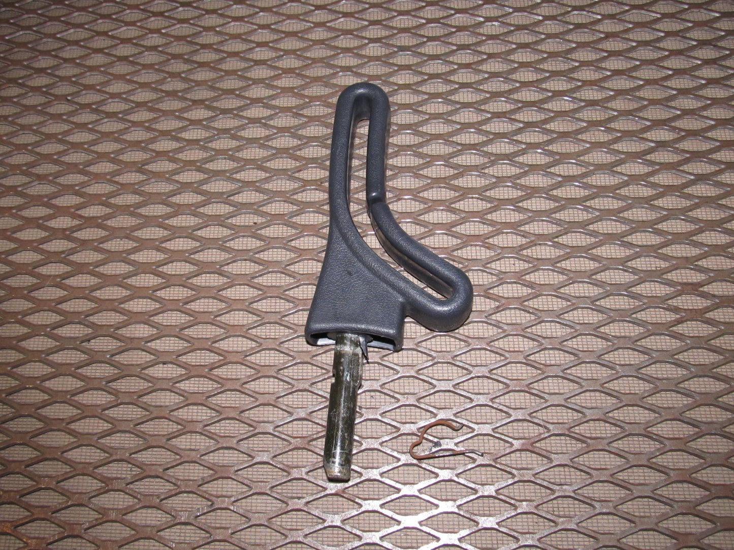 94 95 96 97 Mitsubishi 3000GT OEM Front Seat Belt Holder - Left