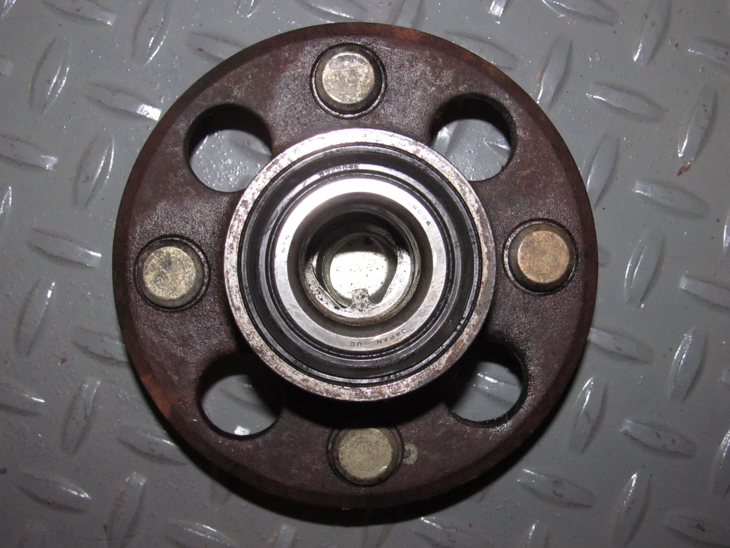 88 89 90 91 Honda Civic Rear Wheel Hub