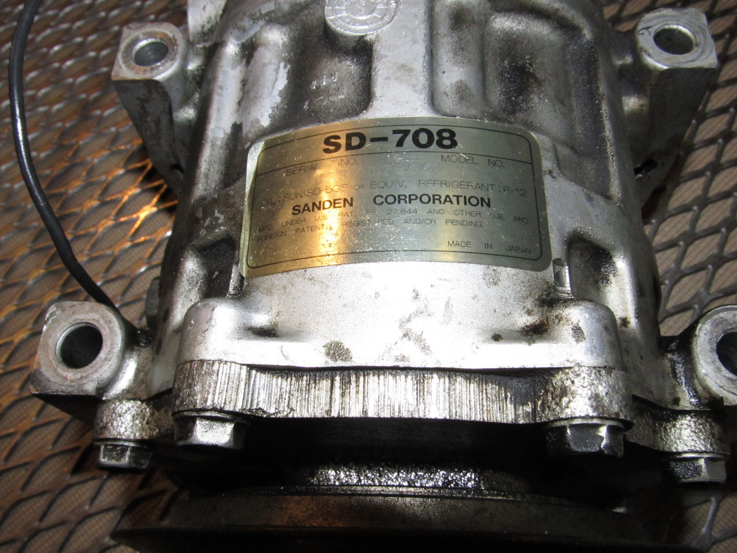 86 87 88 Mazda RX7 OEM A/C Compressor & Clutch