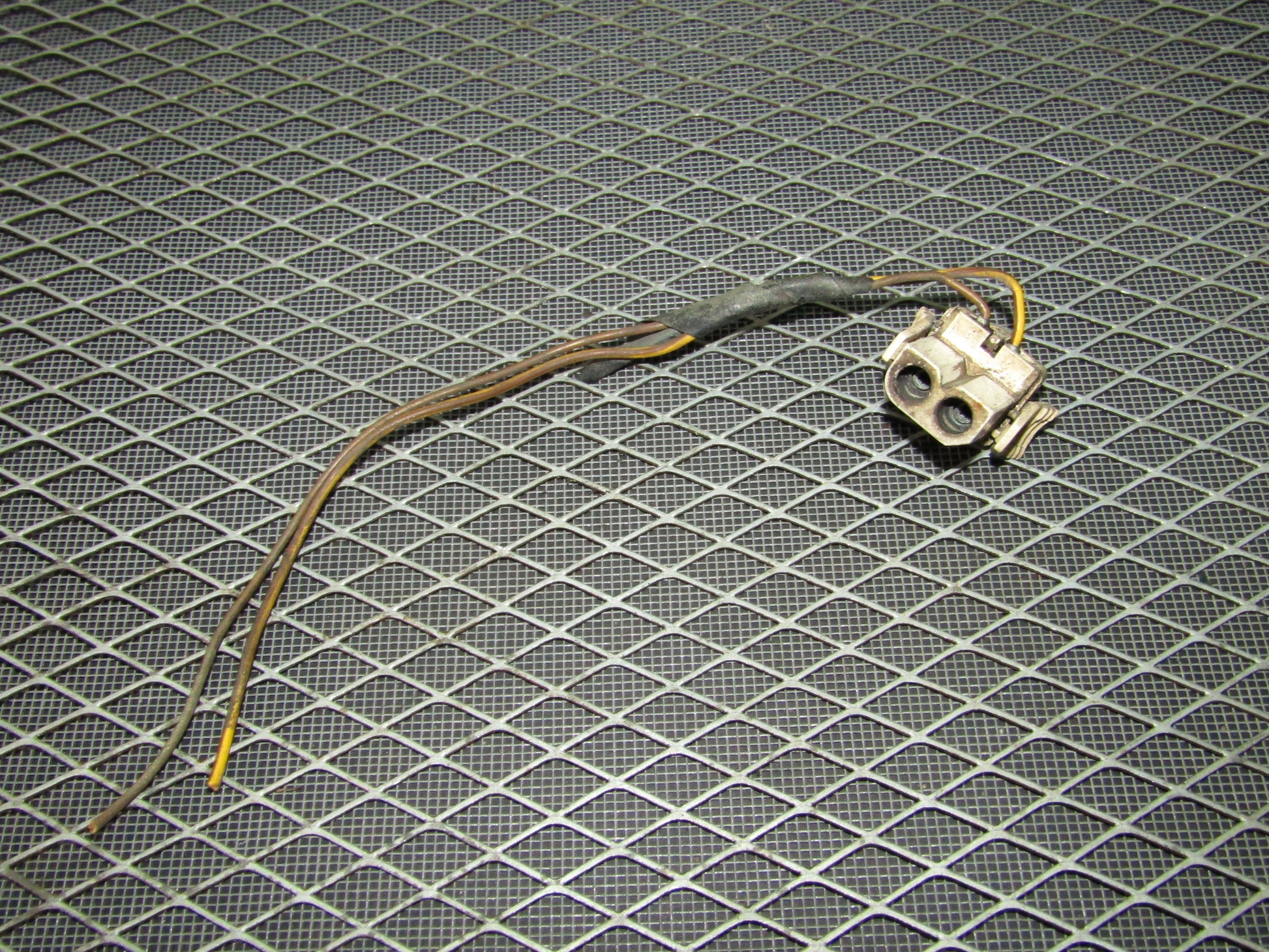 92 93 94 95 BMW 325 OEM Fog Light Pigtail Harness