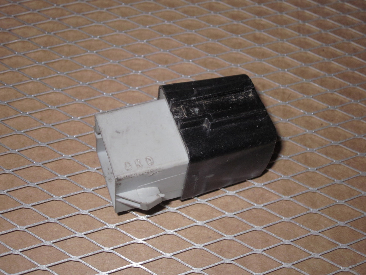 Ford Relay E4LB 13A025 A2A