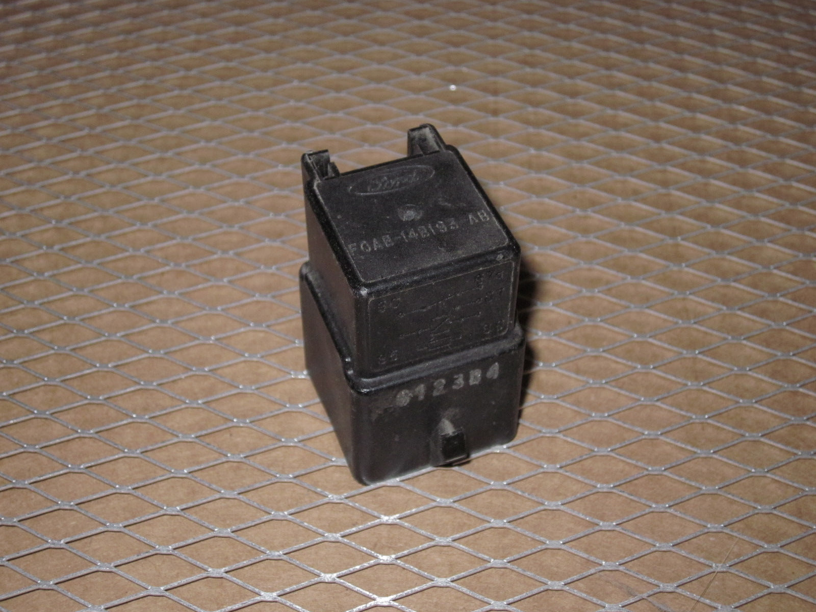 Ford Relay F0AB-14B193-AB