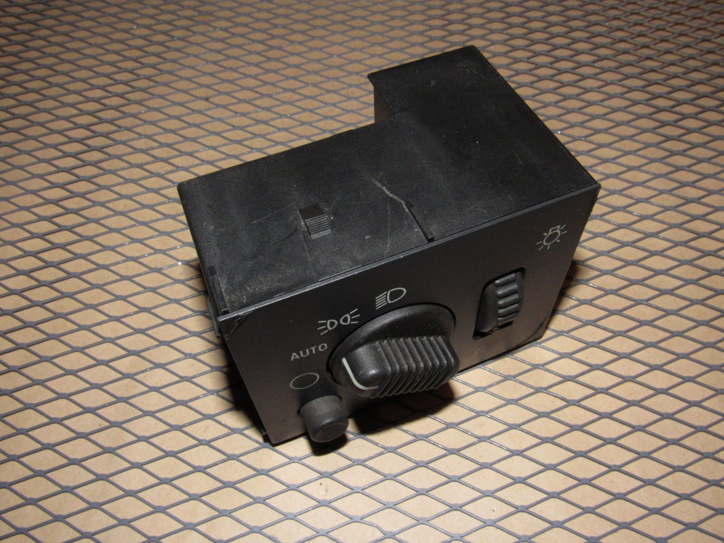 03 04 05 06 Chevrolet Tahoe OEM Headlight & Dash Light illumination Dimmer Switch