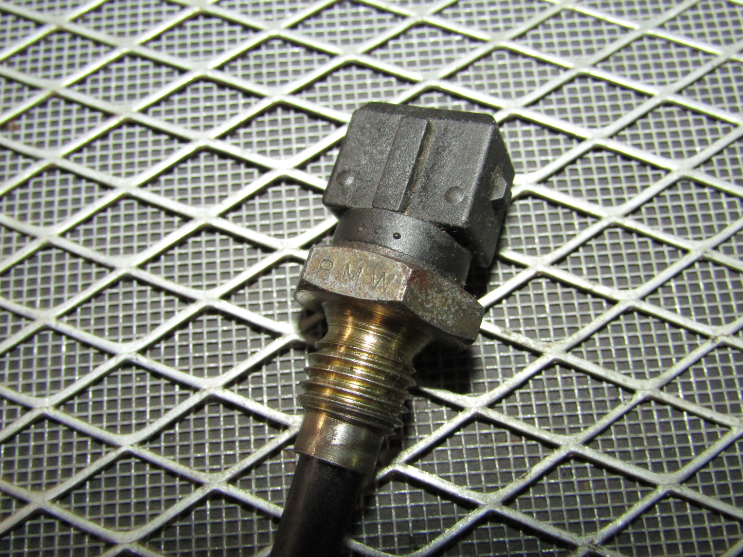 92 93 94 95 BMW 325 OEM Intake Manifold Air Temperature Sensor
