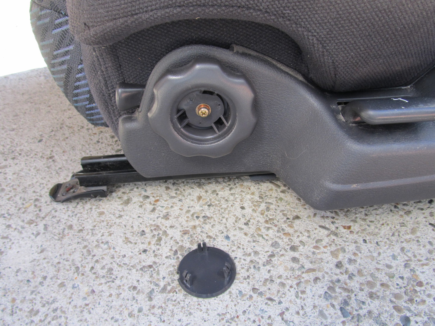 94 95 96 97 Mitsubishi 3000GT OEM Front Seat Adjustment Knob Handle - Left