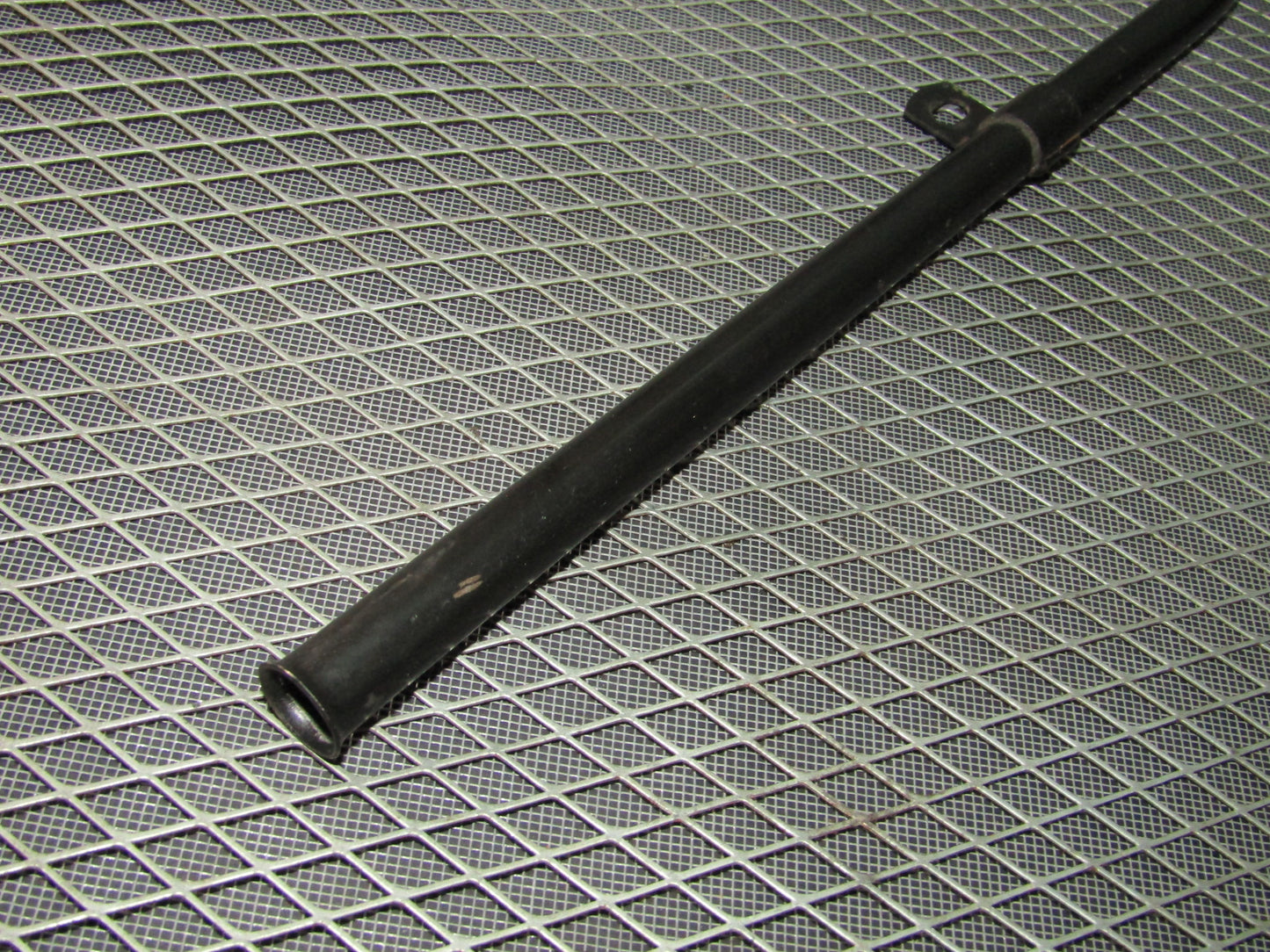 92 93 94 95 BMW 325 OEM Engine Oil Dipstick Holder