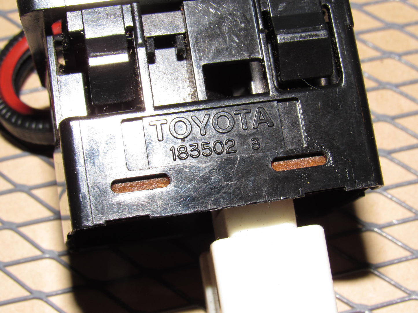 99 00 01 02 03 Lexus RX300 OEM Power Mirror Switch
