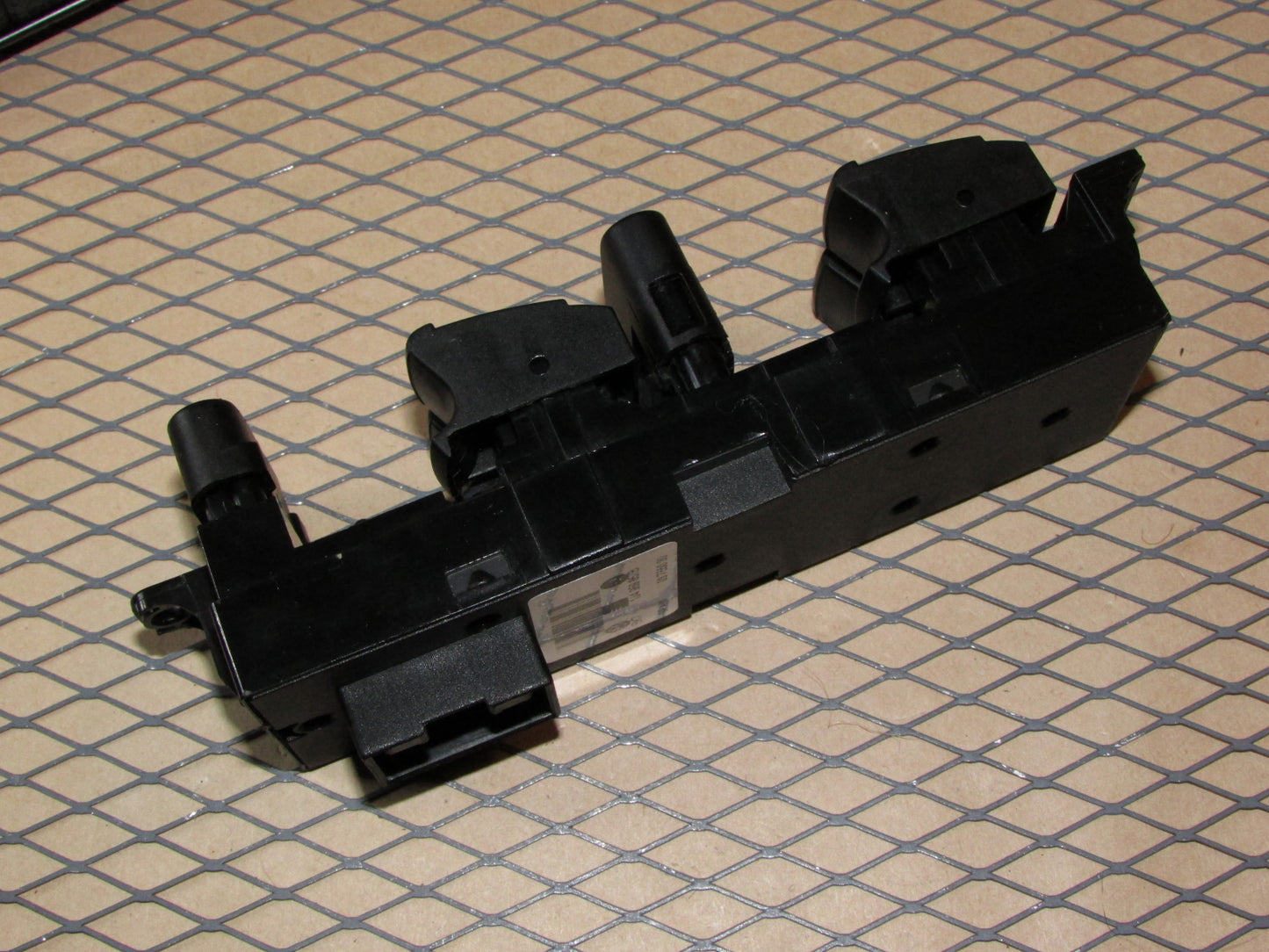 99 00 01 02 03 04 05 Volkswagen Passat OEM Front Window Switch - Left