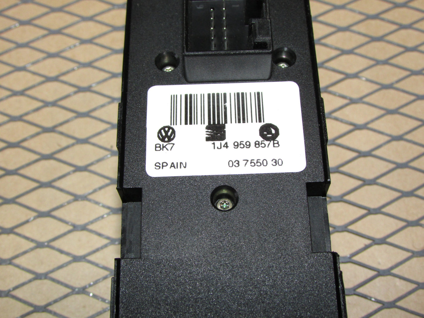 99 00 01 02 03 04 05 Volkswagen Passat OEM Front Window Switch - Left