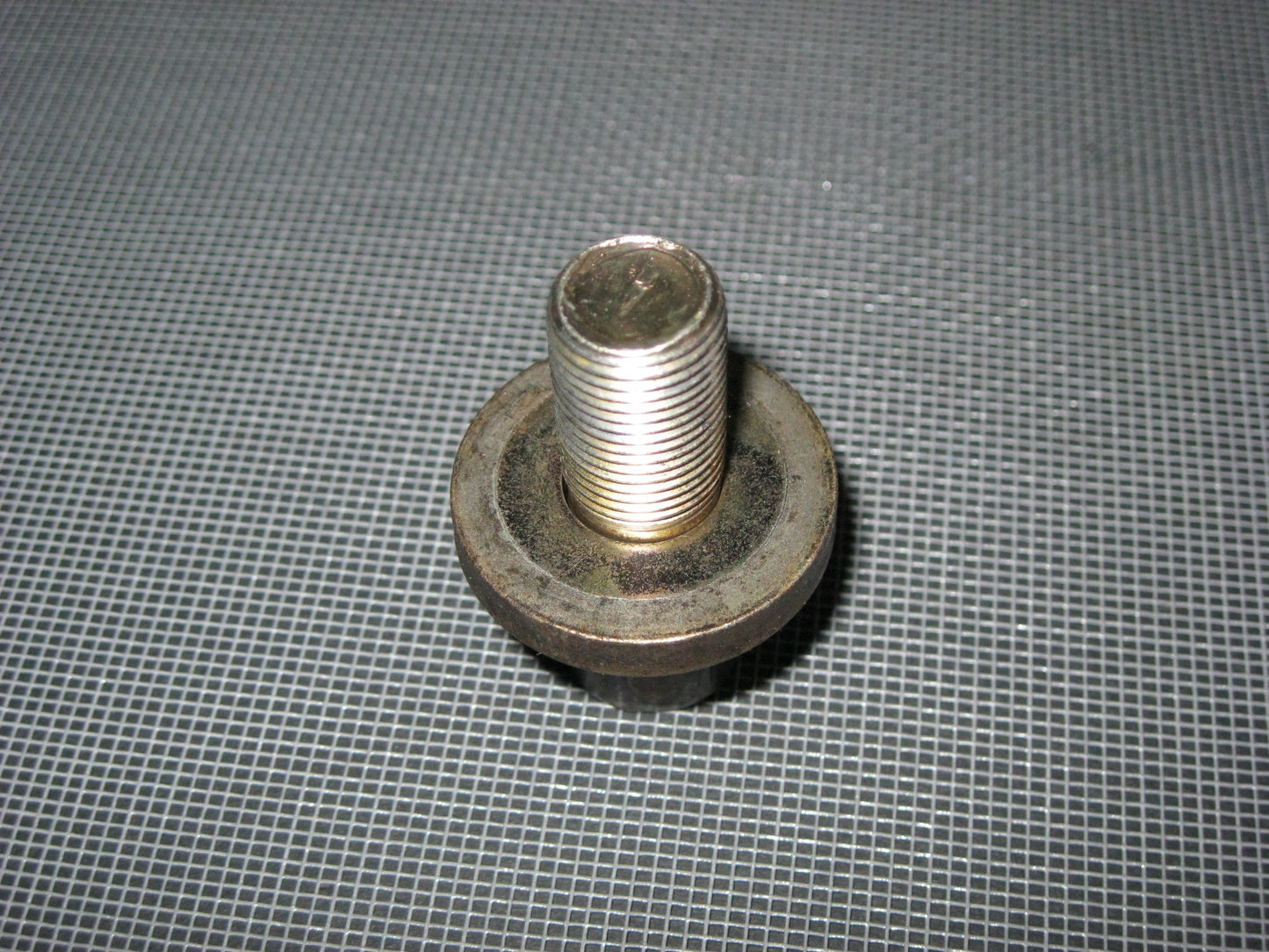 96-00 Honda Civic D14A3 DPFi SFi OEM Crankshaft Pulley Bolt