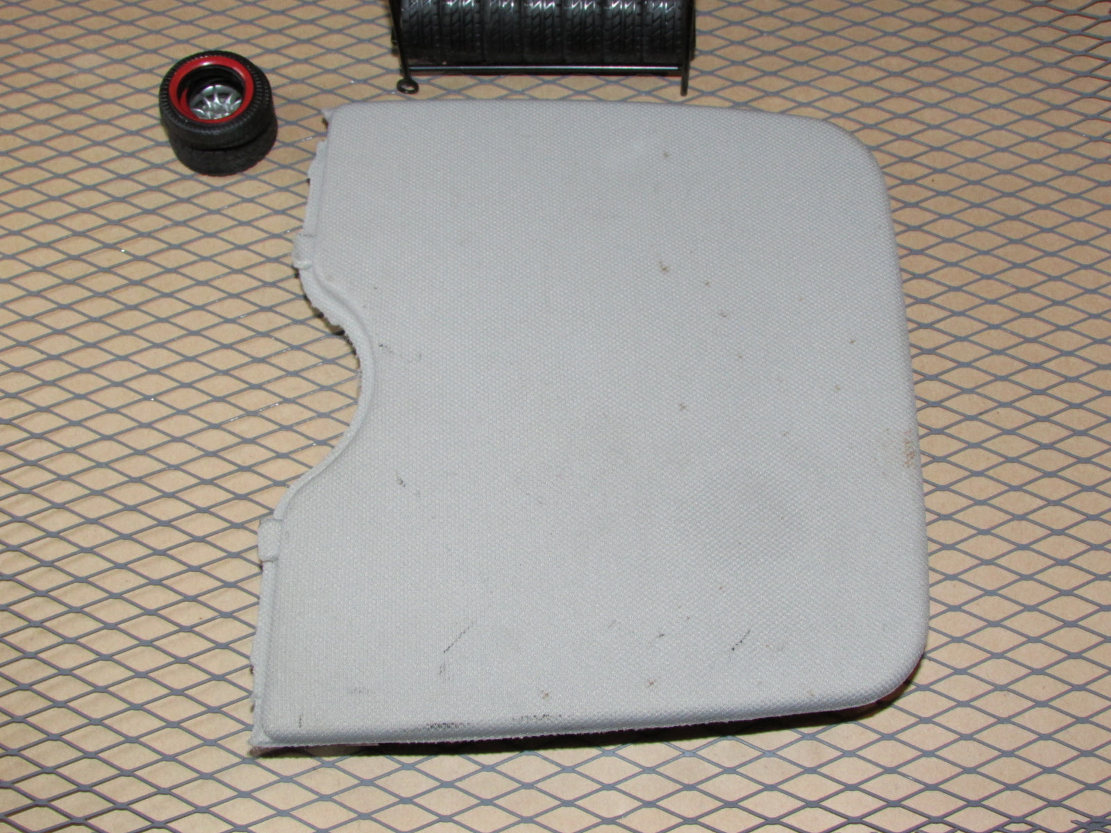 99 00 01 02 03 04 05 Volkswagen Passat OEM Interior Dome Map Light Rear Cover