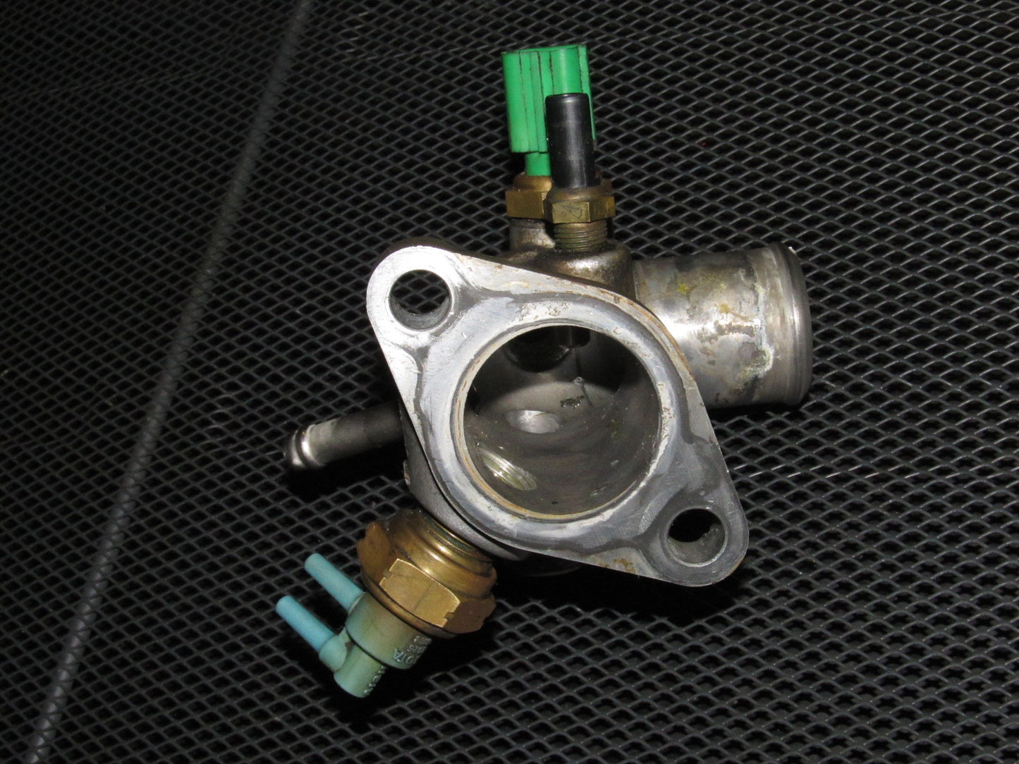 94 95 96 97 98 99 Toyota Celica OEM 5SFE Thermostats Housing & Sensor