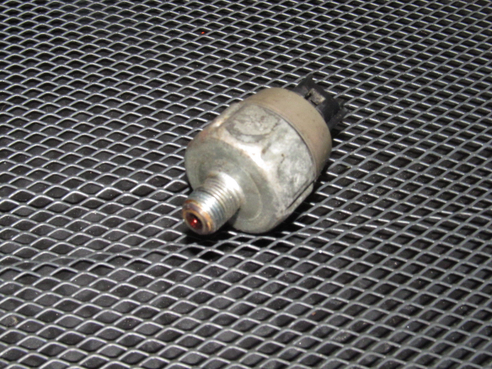 94 95 96 97 98 99 Toyota Celica OEM 5SFE Engine Oil Pressure Switch