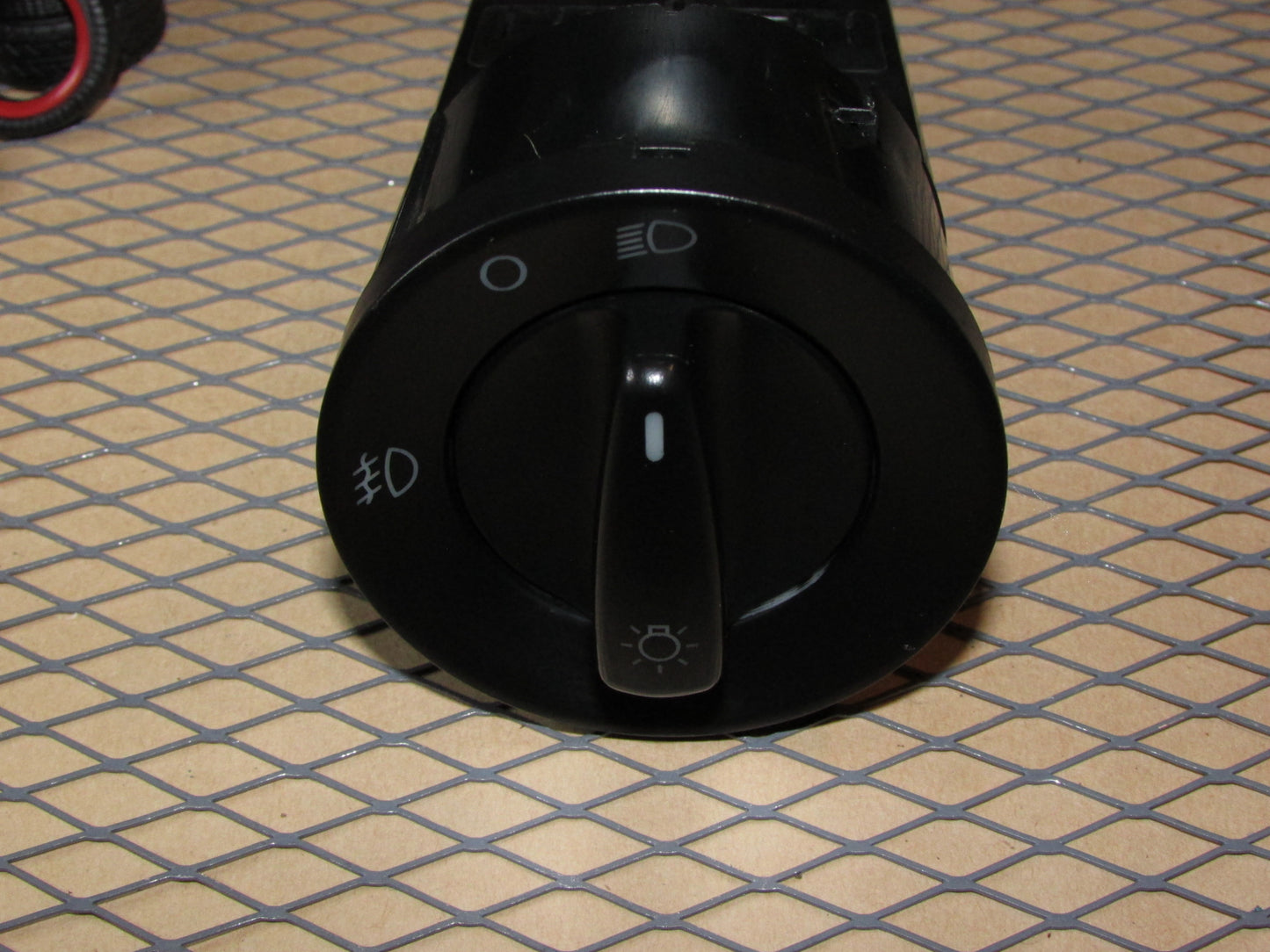 99 00 01 02 03 04 05 Volkswagen Passat OEM Headlight Switch