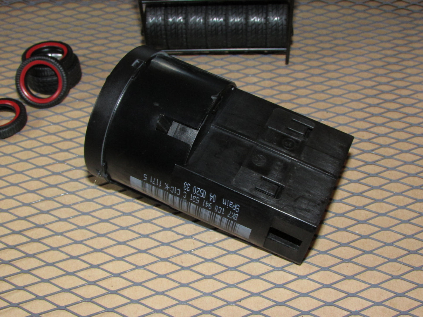 99 00 01 02 03 04 05 Volkswagen Passat OEM Headlight Switch