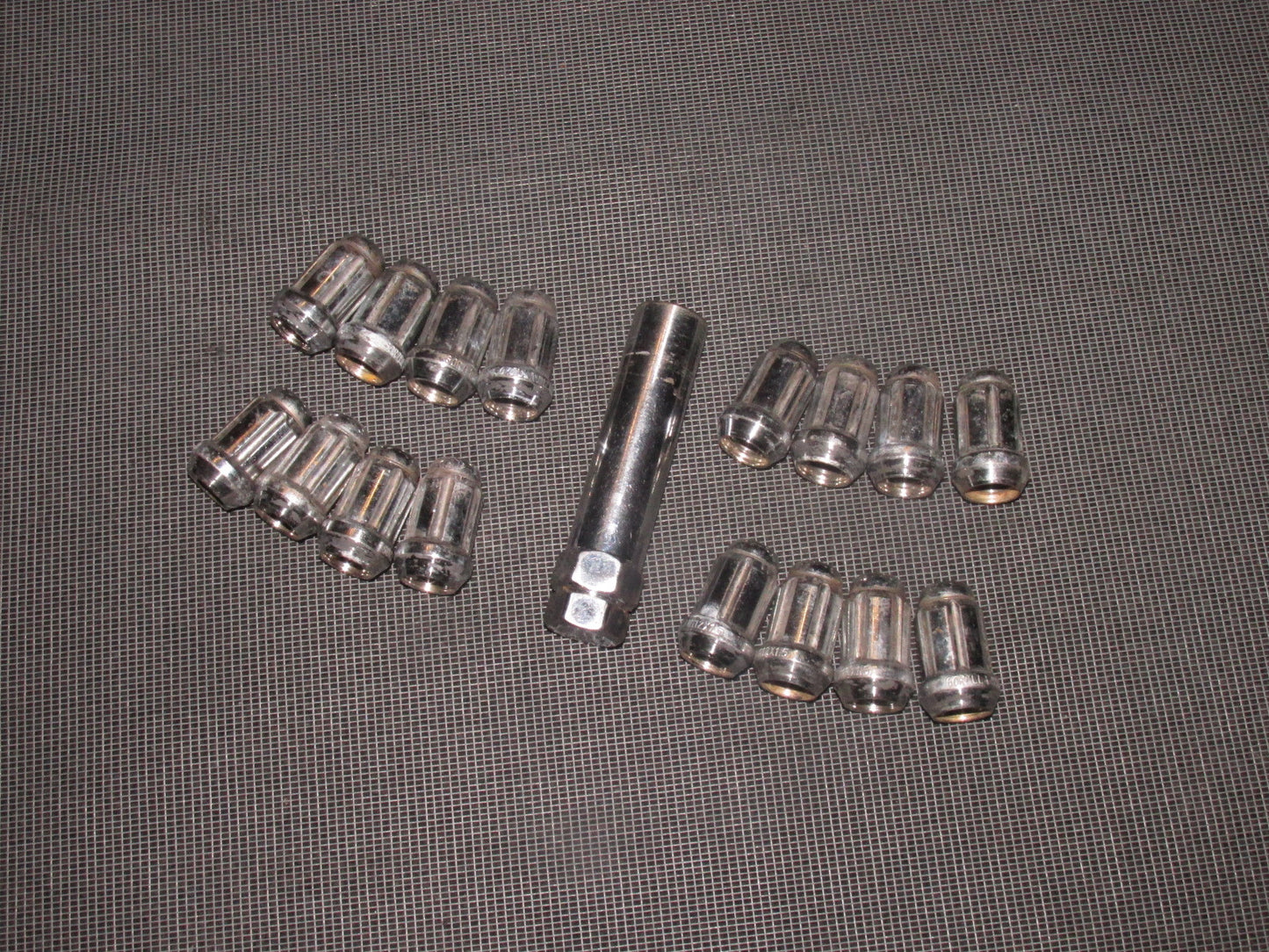 94 95 96 97 Mazda Miata OEM Wheel Lug & Lock with Key