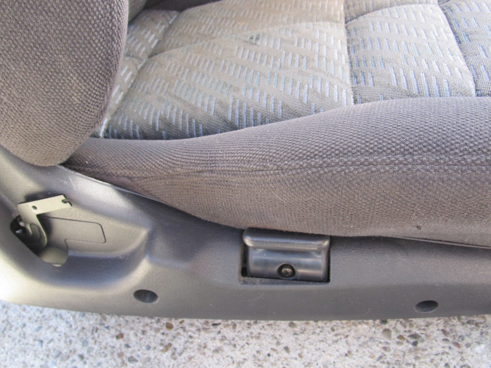 94 95 96 97 Mitsubishi 3000GT OEM Front Seat Release Lever Handle - Right