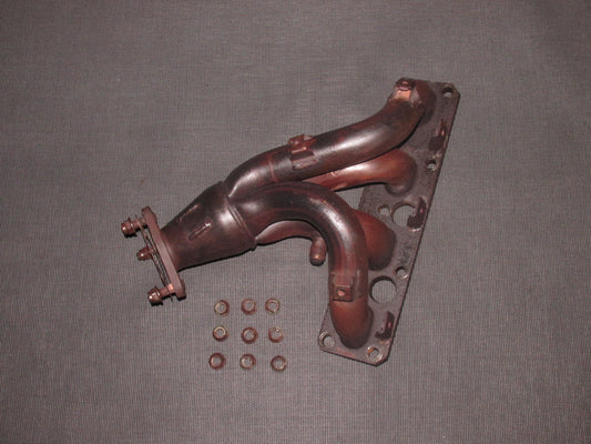 94 95 96 97 Mazda Miata OEM 1.8L  Exhaust Manifold