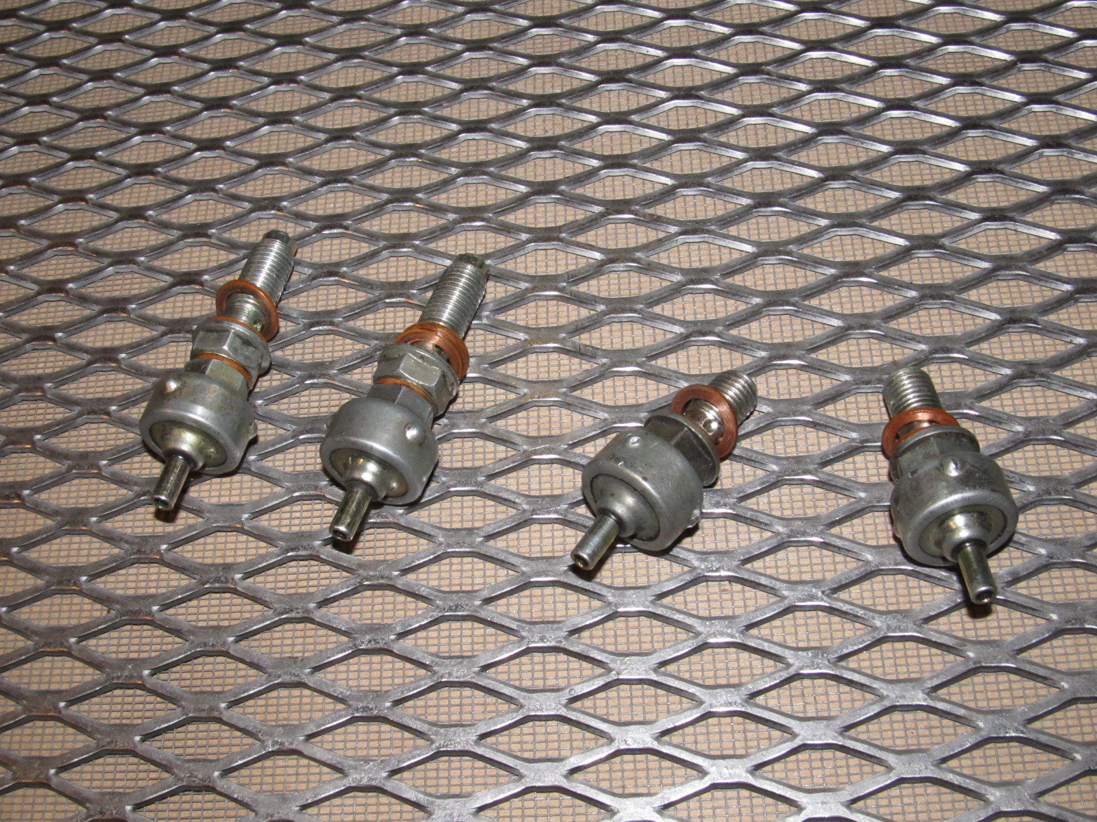 86 87 88 Mazda RX7 OEM Engine Oil Nozzle Set