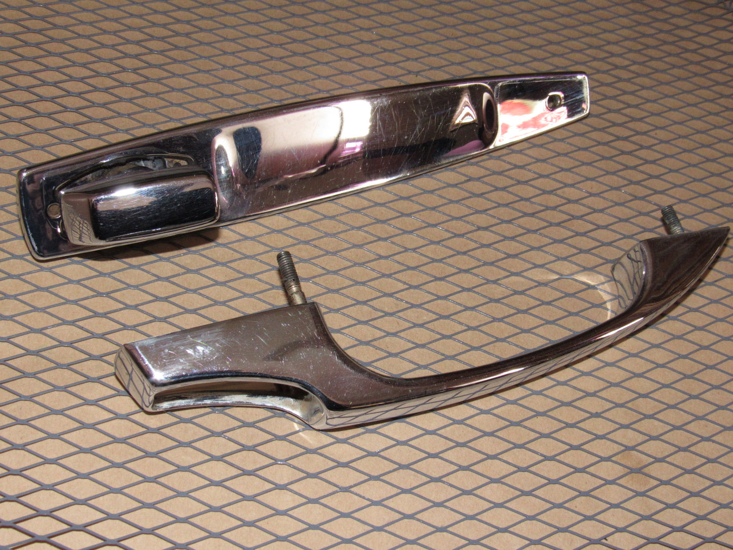 81-89 Rolls Royce Silver Spur OEM Exterior Front Door Handle - Right