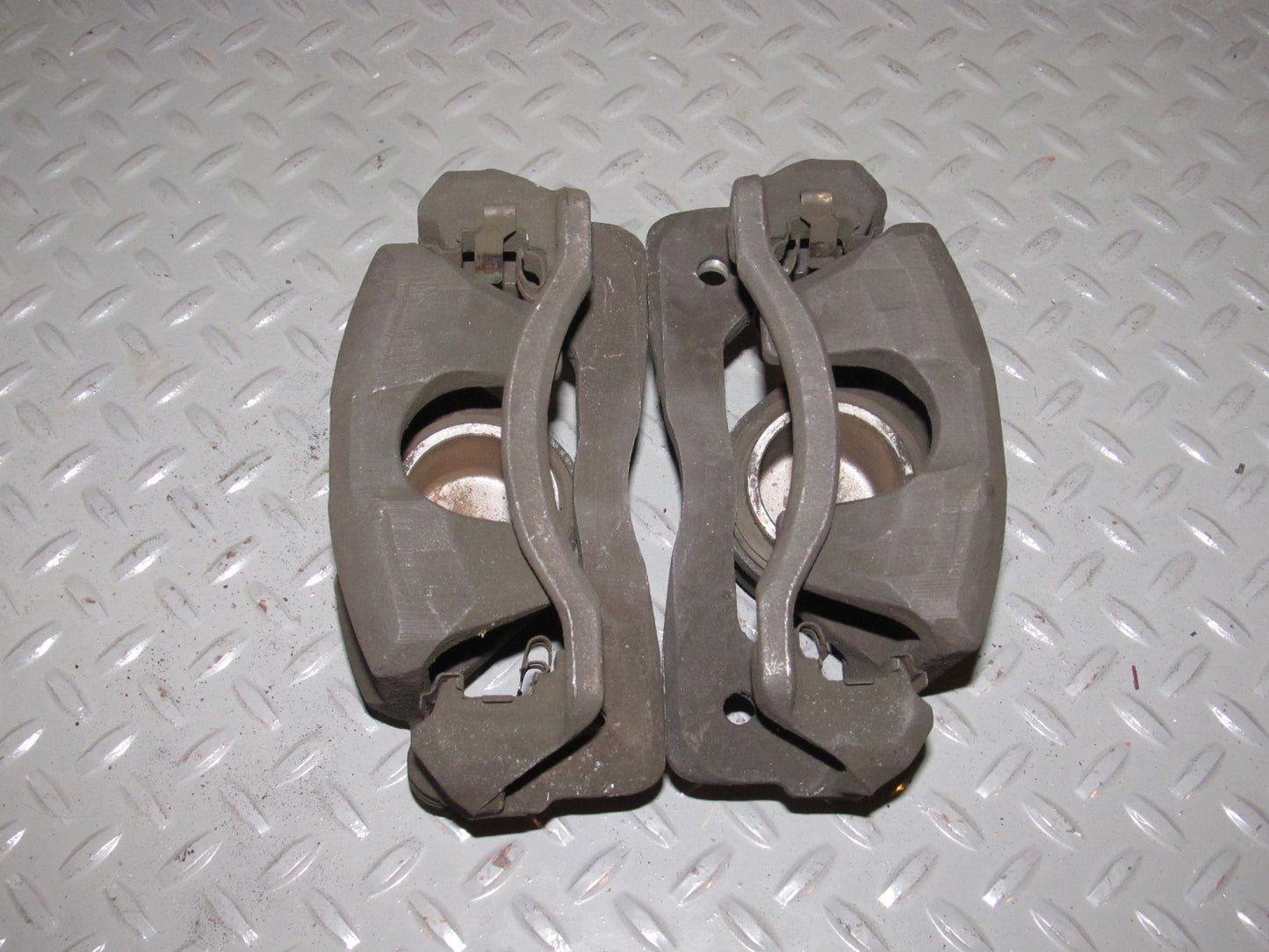 92 93 94 95 Honda Civic OEM Front Brake Caliper Set