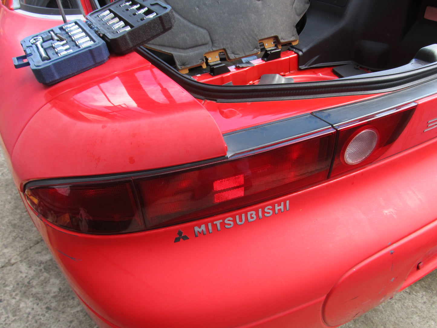 94 95 96 97 Mitsubishi 3000GT OEM Tail Light - Left