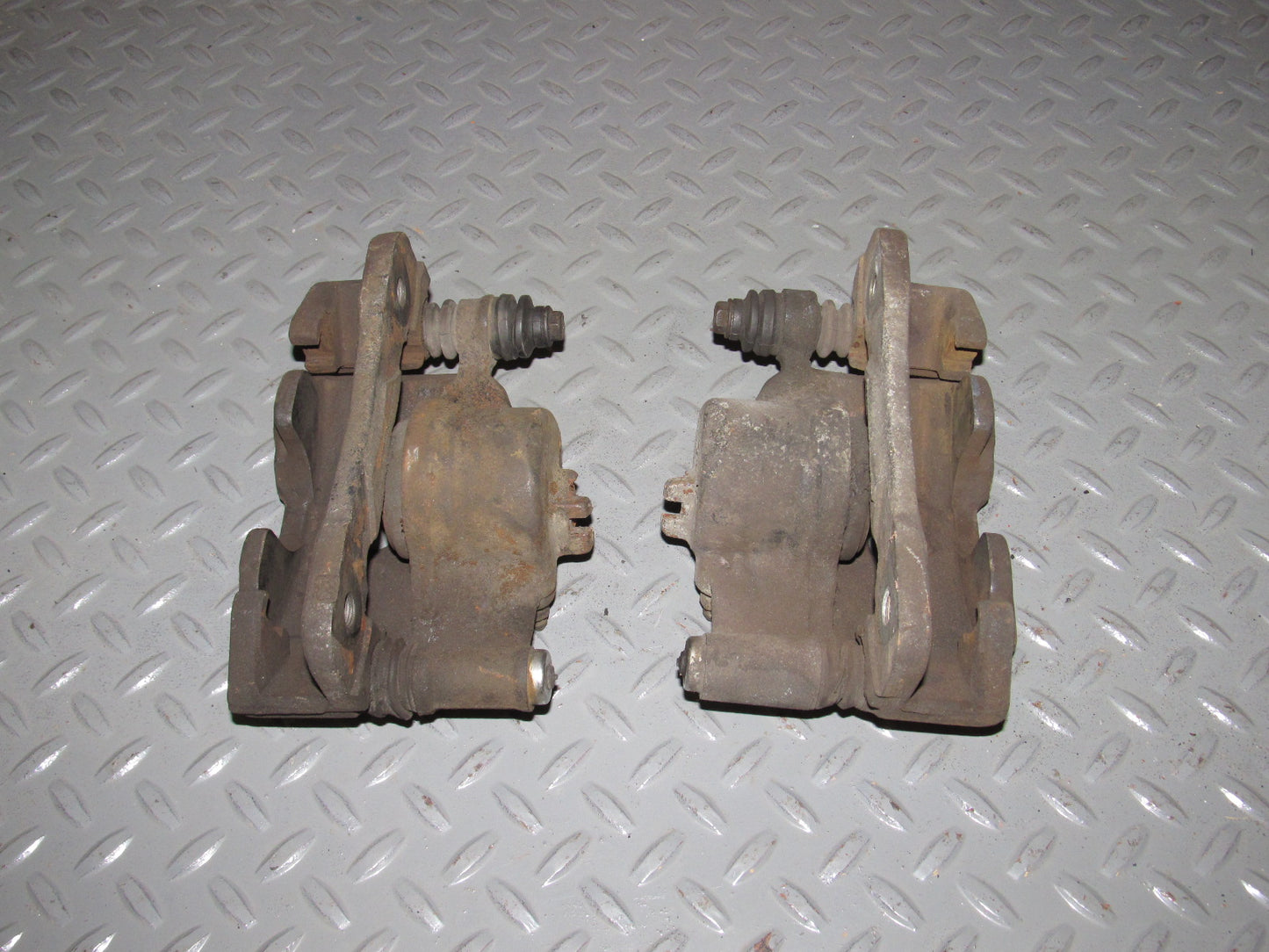 92 93 94 95 Honda Civic OEM Front Brake Caliper Set