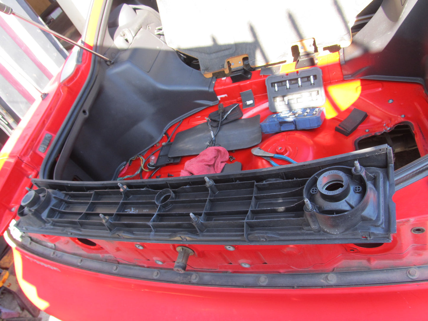 94 95 96 97 Mitsubishi 3000GT OEM Center Reverse Light Panel