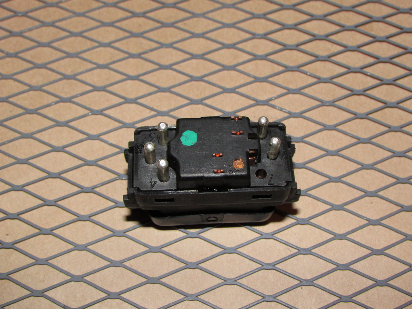 86 87 88 89 90 91 92 93 Mercedes Benz 300E OEM Console Window Switch - Left