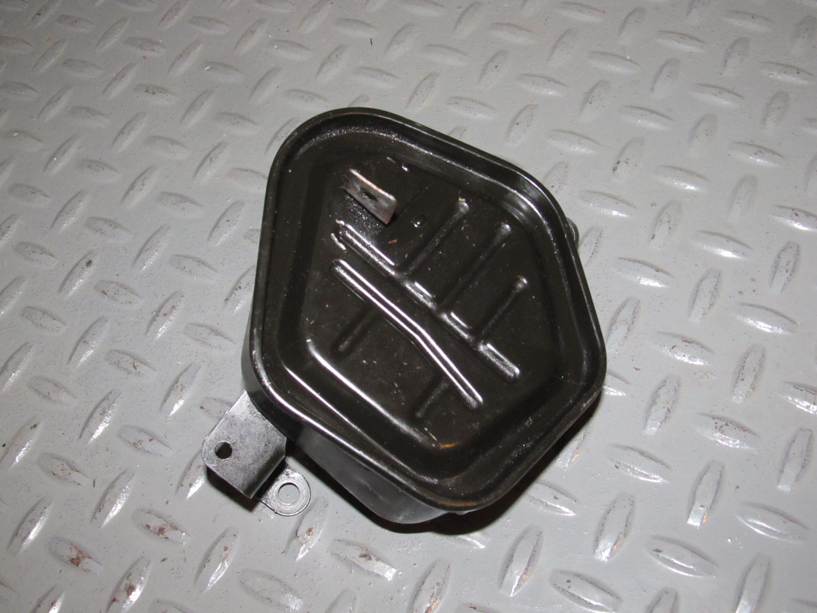 92 93 94 95 Honda Civic OEM Engine Oil Breather Chamber Tank