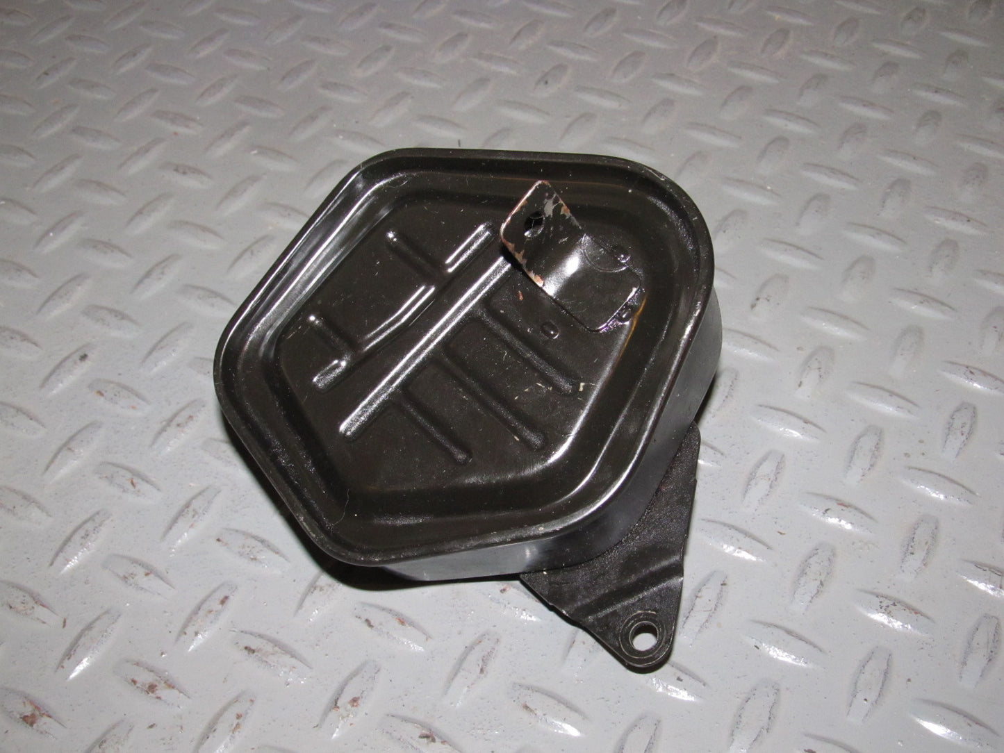 92 93 94 95 Honda Civic OEM Engine Oil Breather Chamber Tank