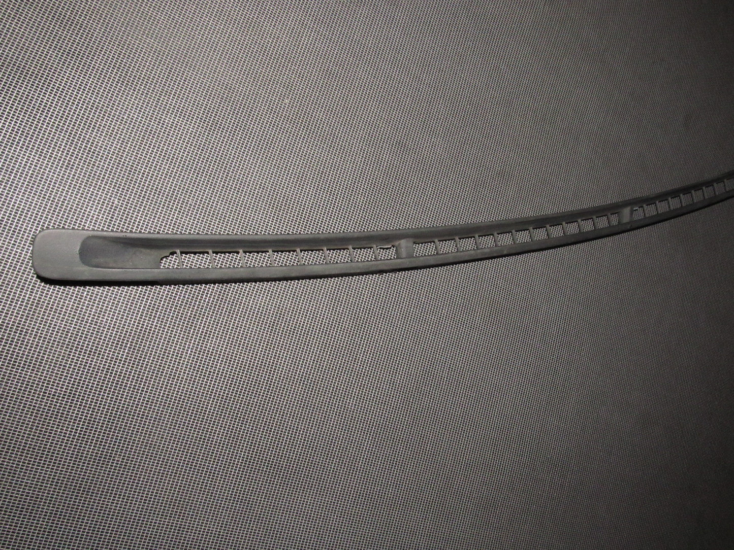 94 95 96 97 98 99 Toyota Celica OEM Dash Cowl Vent