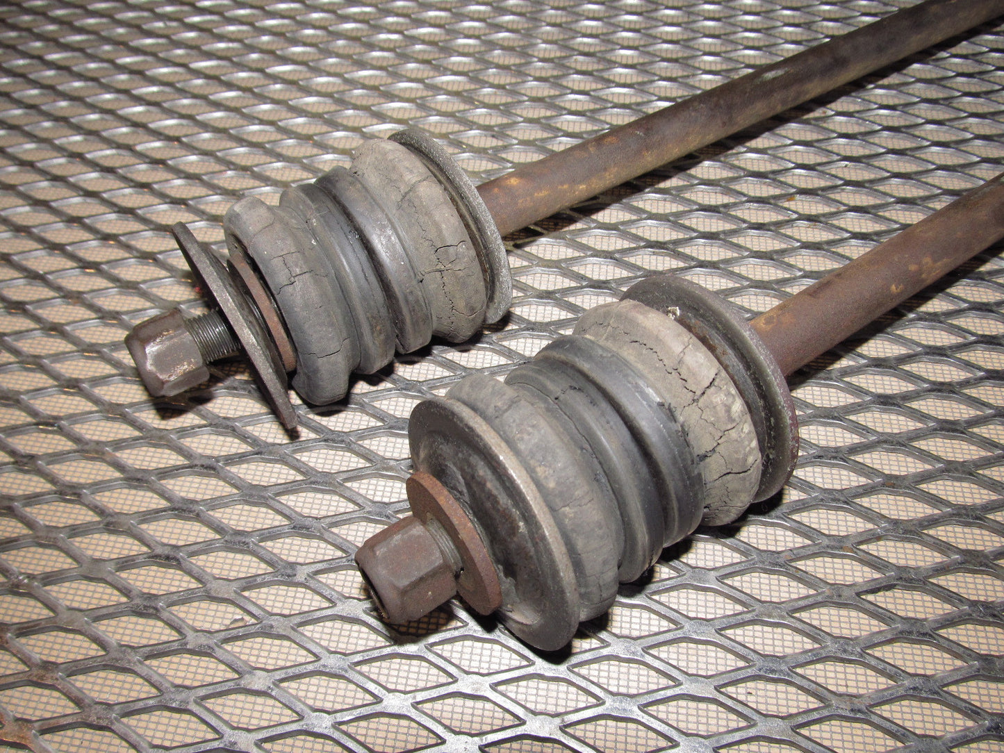 79 80 Datsun 280zx OEM Control Arm Tension Rod - Front Set