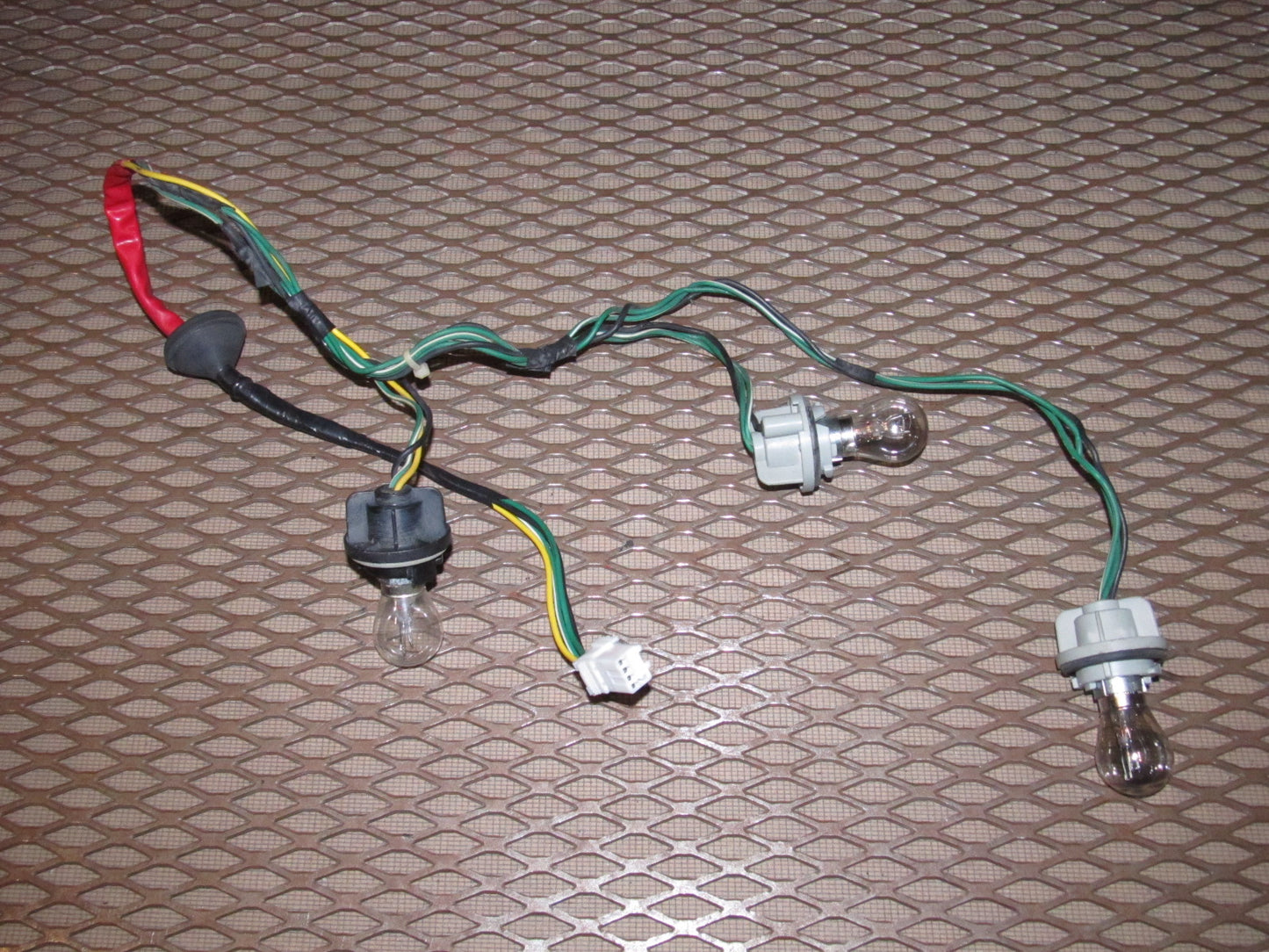 94 95 96 97 Mitsubishi 3000GT OEM Tail Light Bulb Socket - Left