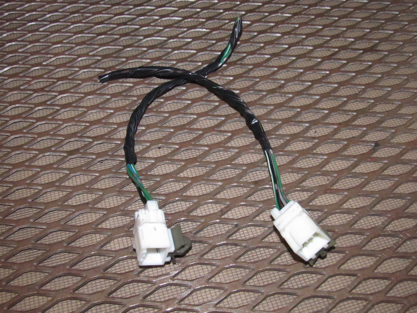 94 95 96 97 Mitsubishi 3000GT OEM Tail Light Pigtail Harness Set