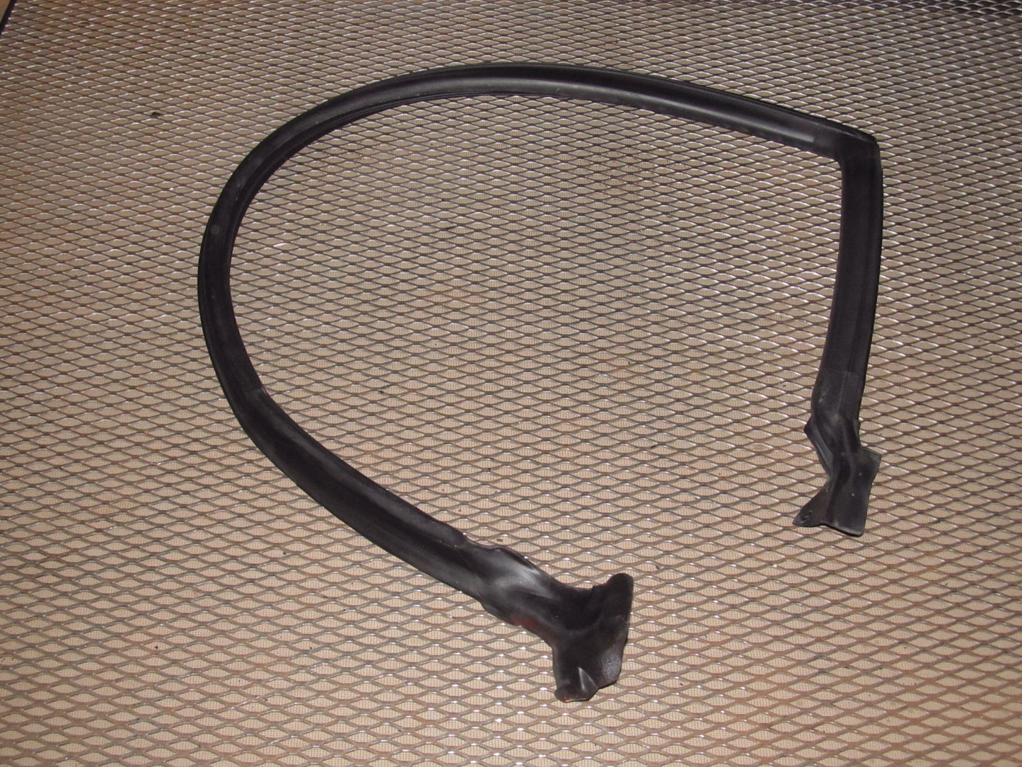 94 95 96 97 Mitsubishi 3000GT OEM Door Rubber Weather Stripping Seal - Left