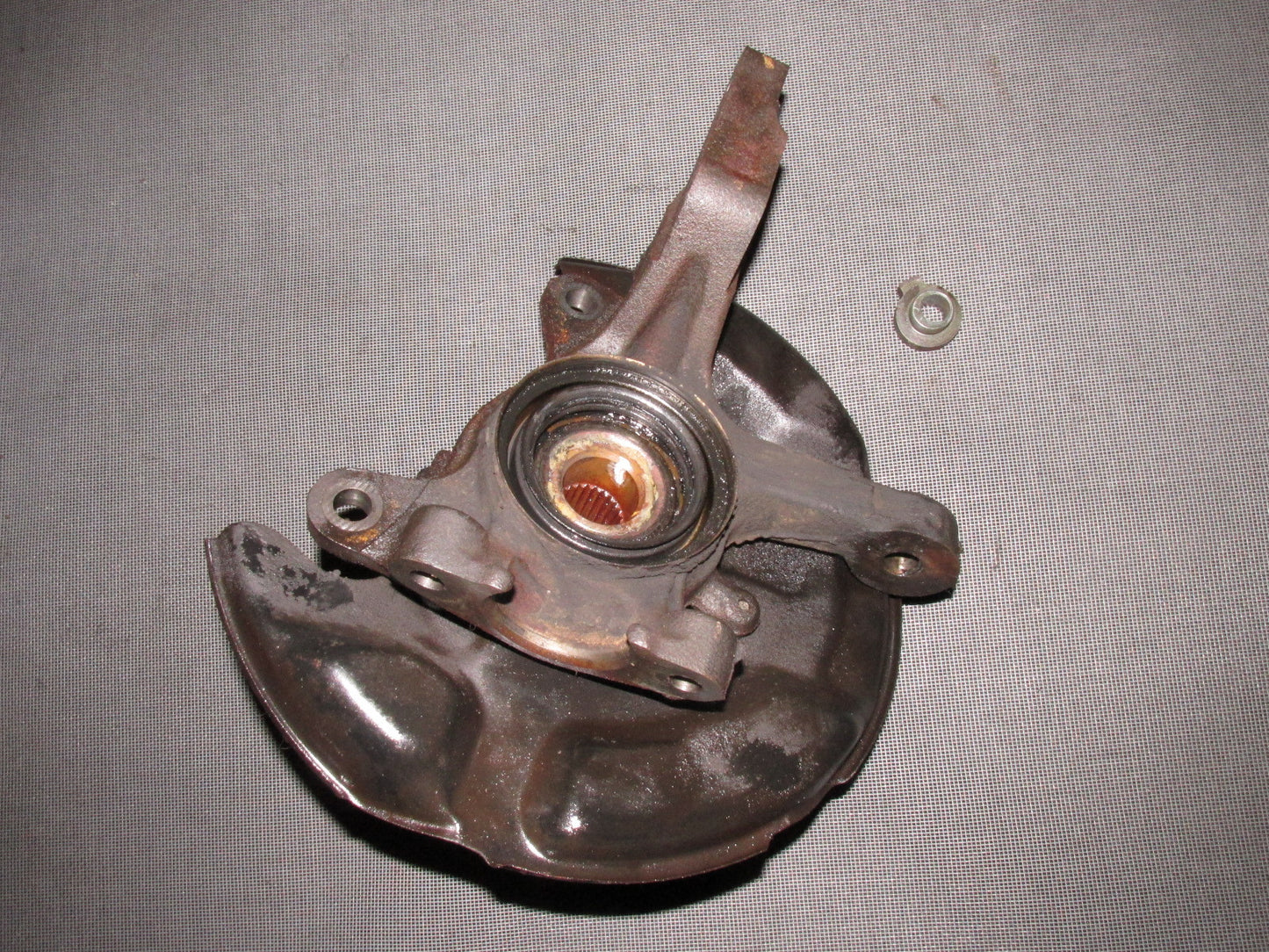 85 86 Toyota MR2 OEM Spindle & Wheel Hub Assembly - Rear Right