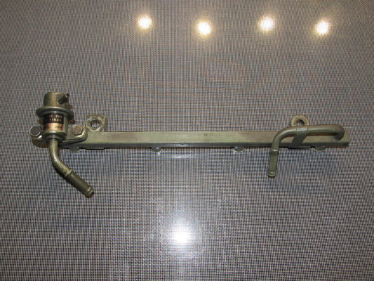 90-93 Mazda Miata OEM Fuel Rail & Regulator