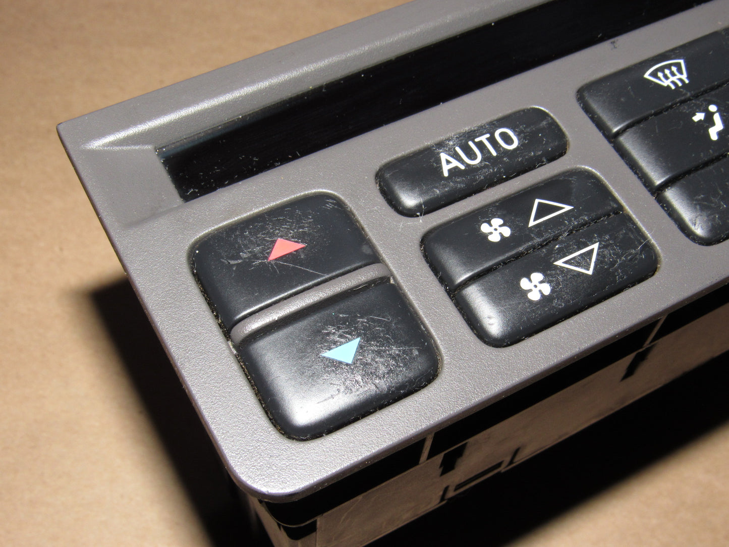 99 00 01 02 03 04 05 Saab 9-5 OEM HVAC Temperature Climate Control Unit