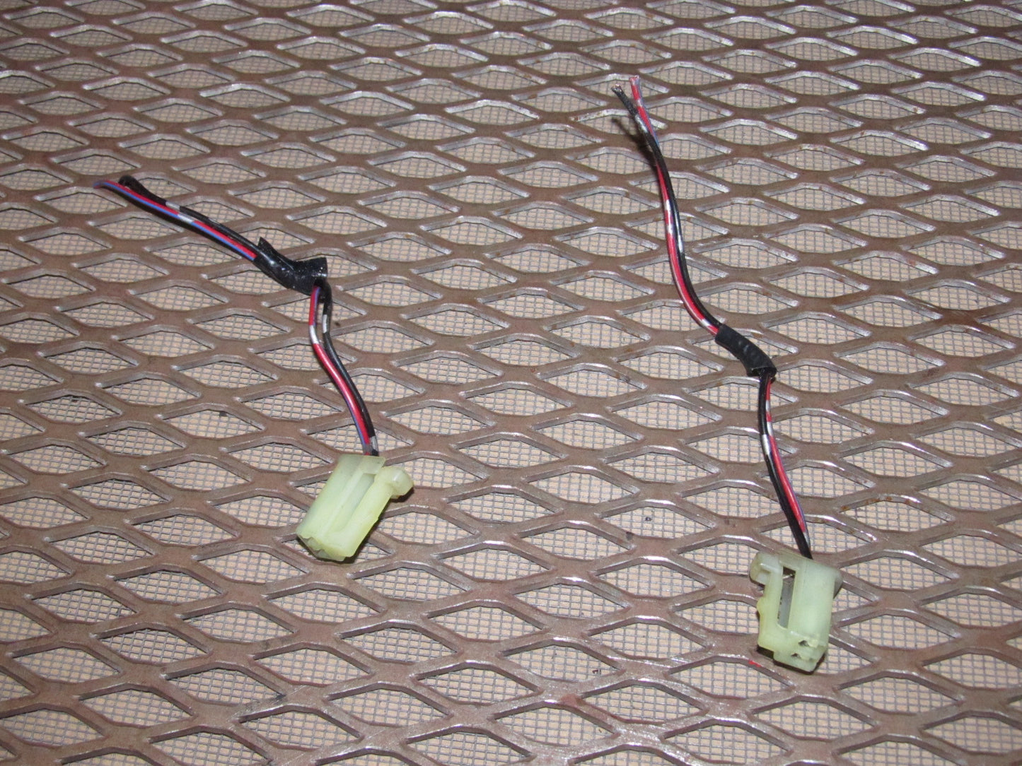94 95 96 97 Mitsubishi 3000GT OEM Reverse Light Pigtail Harness Set